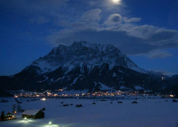 zugspitzarena bei nacht ferienwohnungen lermoos